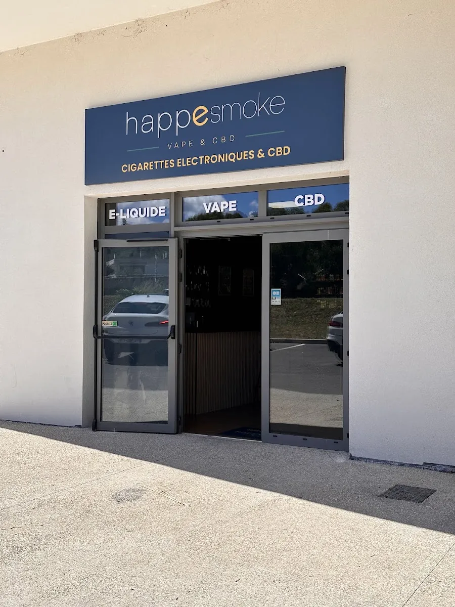 Vitrine du magasin HappeSmoke Gignac-la-Nerthe